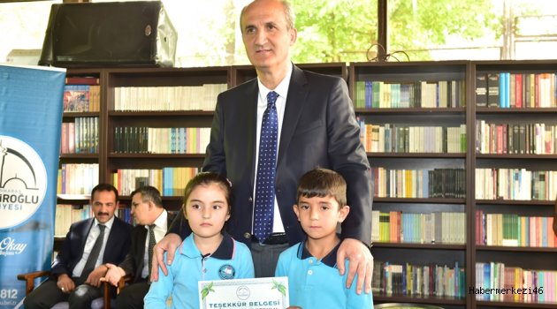 BAŞKAN OKAY’DAN ATIK PİL TOPLAYAN OKULLARA ÖDÜL