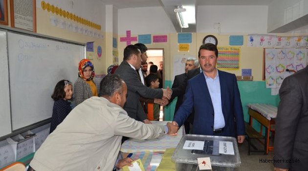 BAŞKAN OKUMUŞ OYUNU AŞAĞISARILAR’DA KULLANDI..