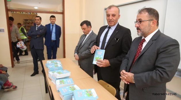 BAŞKANDAN ÖĞRENCİLERE ANLAMLI HEDİYE