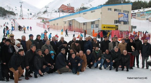 BAŞKANLAR PALANDÖKEN’DE BULUŞTU..
