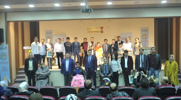 BÜYÜKŞEHİR’DEN ENGELSİZ ŞİİR DİNLETİSİ