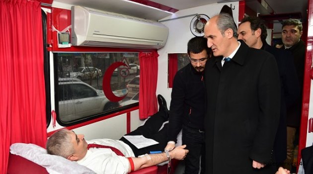 DULKADİROĞLU'NDAN KIZILAY'IN KAN BAĞIŞINA BÜYÜK DESTEK..