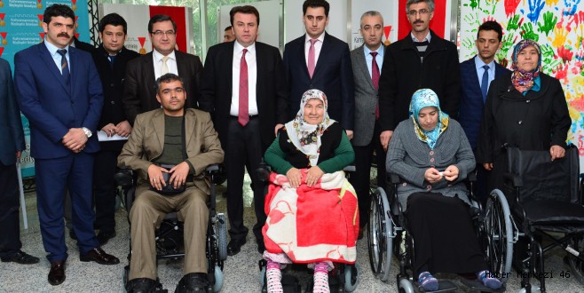 ENGELLİLERİN AKÜLÜ ARABA SEVİNCİ