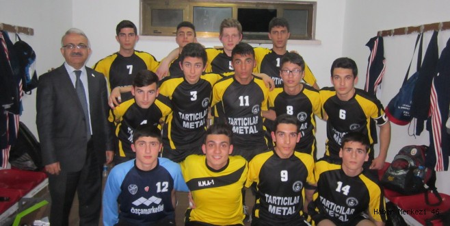 Fatih Lisesi Hentbolda Şampiyon Oldu