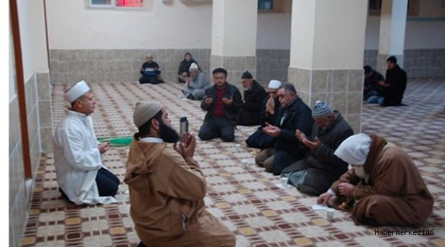 GENÇLERDEN CAMİİ CEMAATİNE SICAK SÜT..