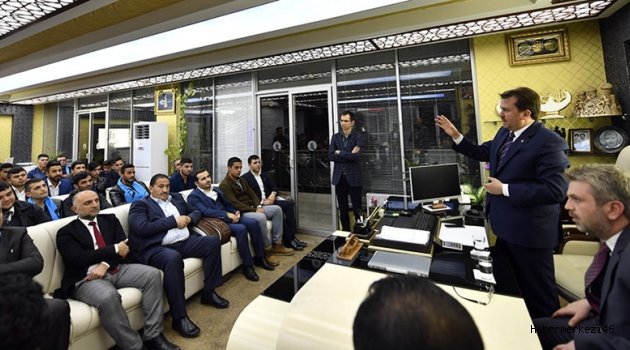 GENÇLERE ‘REFERANDUM’U ANLATTILAR