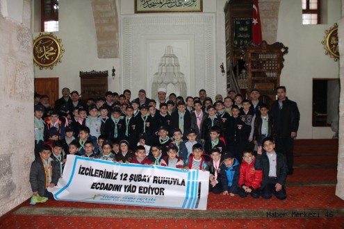 İZCİLER 12 ŞUBAT RUHUYLA ECDADINI YÂD ETTİ