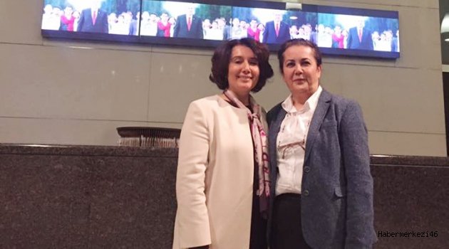 KADIN KOLLARINDA BAYRAK DEĞİŞİMİ