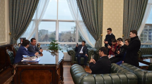 KAHRAMANMARAŞ SAYFALAR BİRLİĞİNDEN BAŞKAN OKUMUŞ’A ZİYARET